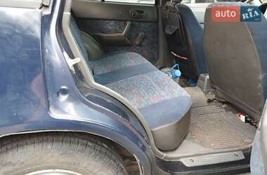 Хетчбек Suzuki Swift 2000 в 