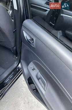 Хэтчбек Suzuki Swift 2012 в 