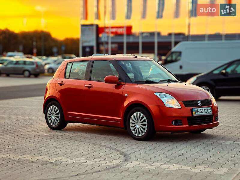 Хетчбек Suzuki Swift 2007 в Києві
