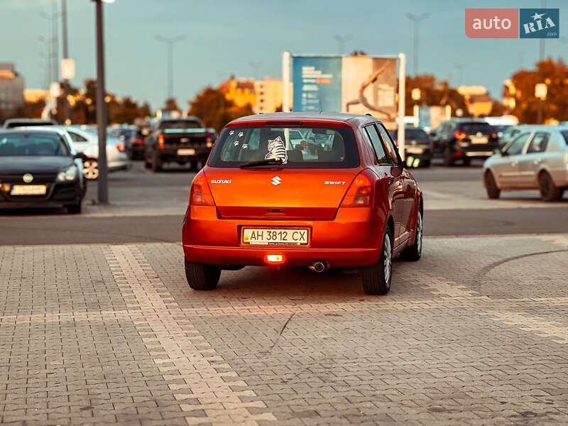 Хетчбек Suzuki Swift 2007 в Києві