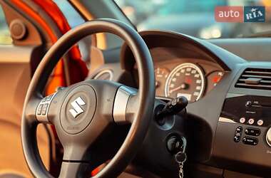 Хэтчбек Suzuki Swift 2007 в 