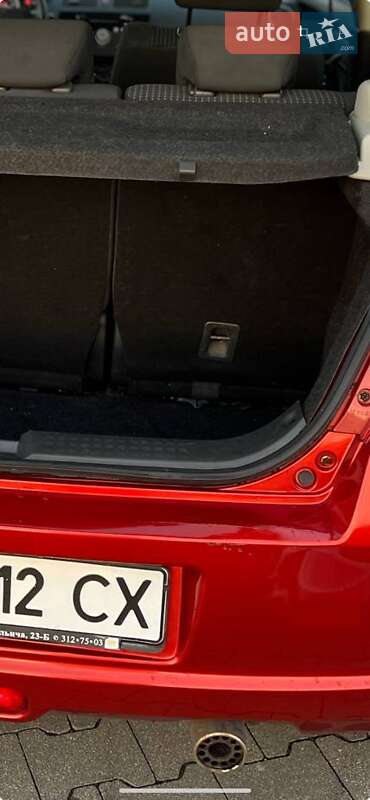 Хетчбек Suzuki Swift 2007 в Києві