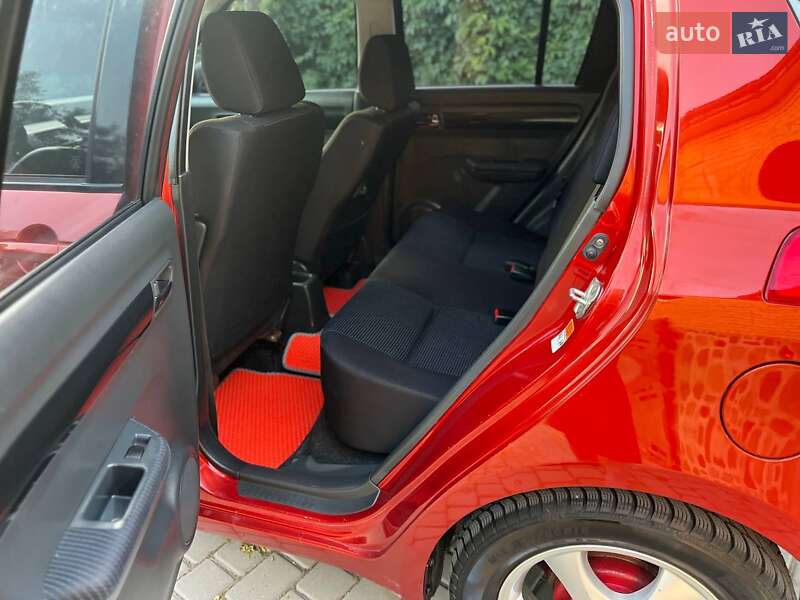 Хэтчбек Suzuki Swift 2008 в Лысянке