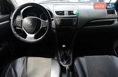Хэтчбек Suzuki Swift 2013 в 