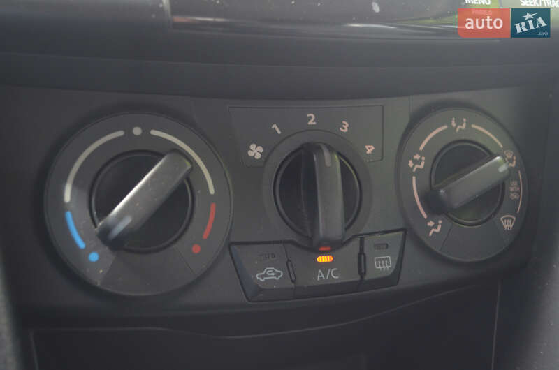 Хетчбек Suzuki Swift 2013 в Києві