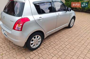 Хэтчбек Suzuki Swift 2008 в 
