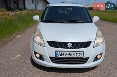 Хэтчбек Suzuki Swift 2013 в 