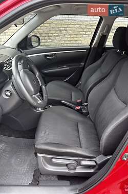 Хэтчбек Suzuki Swift 2011 в 