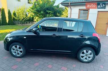 Хетчбек Suzuki Swift 2010 в 