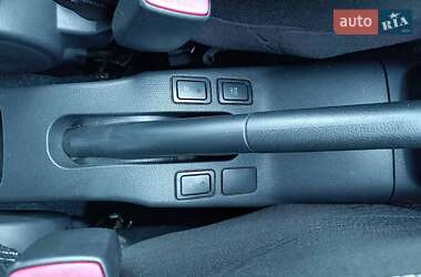 Хетчбек Suzuki Swift 2010 в 