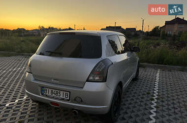 Хэтчбек Suzuki Swift 2007 в 