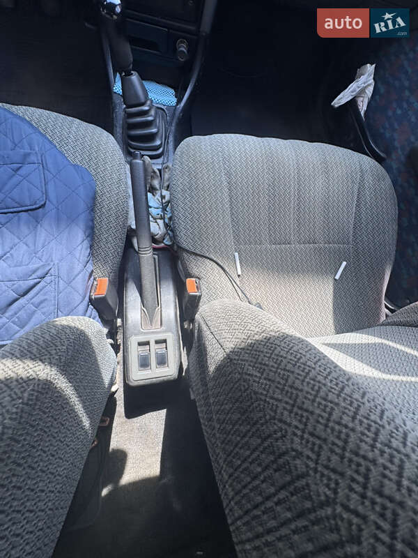 Хэтчбек Suzuki Swift 2003 в Харькове фото 2 Хэтчбек Suzuki Swift 2003 в Харькове