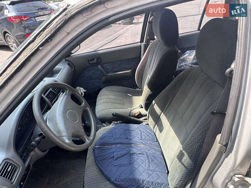 Хэтчбек Suzuki Swift 2003 в Харькове фото 6 Хэтчбек Suzuki Swift 2003 в Харькове