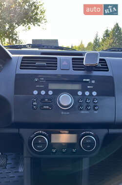 Хэтчбек Suzuki Swift 2008 в 