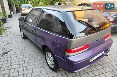 Хэтчбек Suzuki Swift 2000 в 