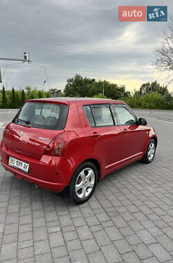 Хетчбек Suzuki Swift 2007 в 