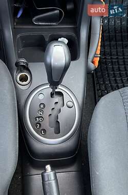Хэтчбек Suzuki Swift 2010 в 