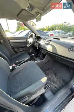 Хетчбек Suzuki Swift 2010 в 