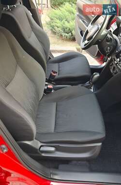 Хэтчбек Suzuki Swift 2011 в 
