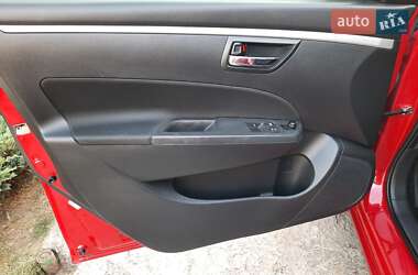Хэтчбек Suzuki Swift 2011 в 