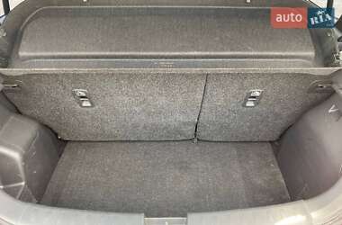 Хэтчбек Suzuki Swift 2012 в 
