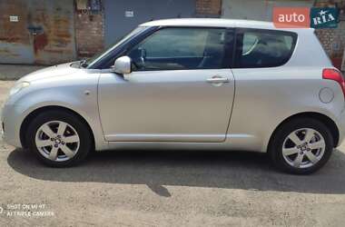 Хетчбек Suzuki Swift 2008 в 