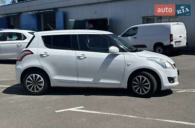 Хетчбек Suzuki Swift 2011 в 