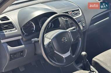 Хетчбек Suzuki Swift 2011 в 