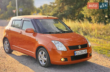 Хэтчбек Suzuki Swift 2006 в 