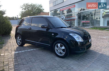 Хэтчбек Suzuki Swift 2008 в 