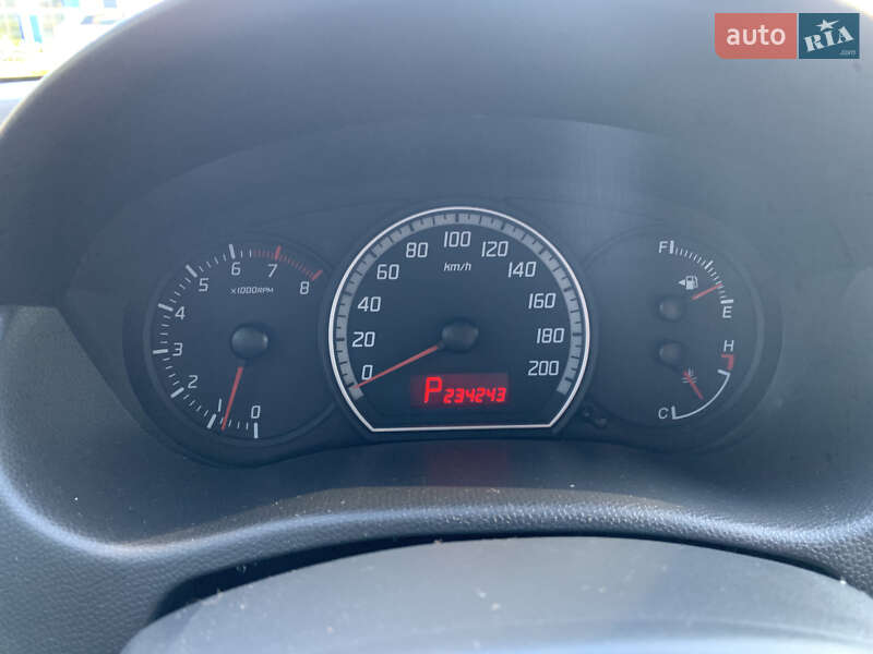 Хетчбек Suzuki Swift 2008 в Рівному фото 27 Хетчбек Suzuki Swift 2008 в Рівному