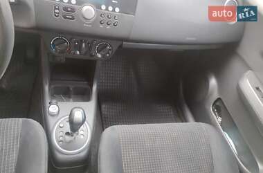 Хэтчбек Suzuki Swift 2006 в 