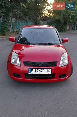 Хэтчбек Suzuki Swift 2006 в 