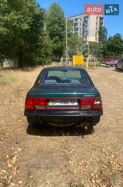 Седан Suzuki Swift 2000 в 