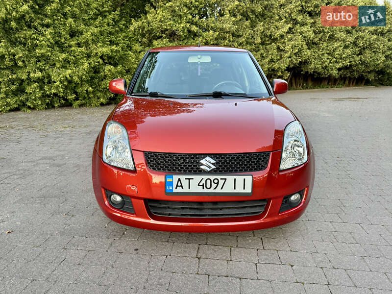 Хэтчбек Suzuki Swift 2008 в Калуше