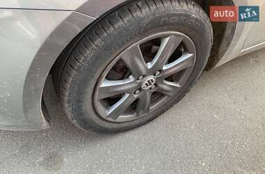 Хэтчбек Suzuki Swift 2011 в 