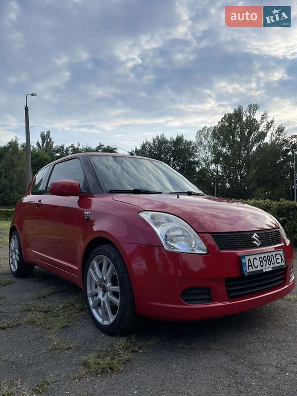 Хетчбек Suzuki Swift 2006 в Києві фото 11 Хетчбек Suzuki Swift 2006 в Києві