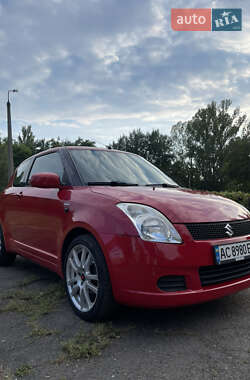 Хэтчбек Suzuki Swift 2006 в 