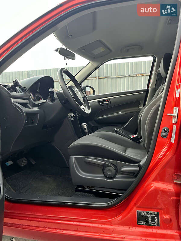 Хетчбек Suzuki Swift 2012 в Києві