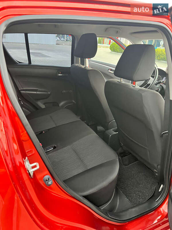 Хетчбек Suzuki Swift 2012 в Києві