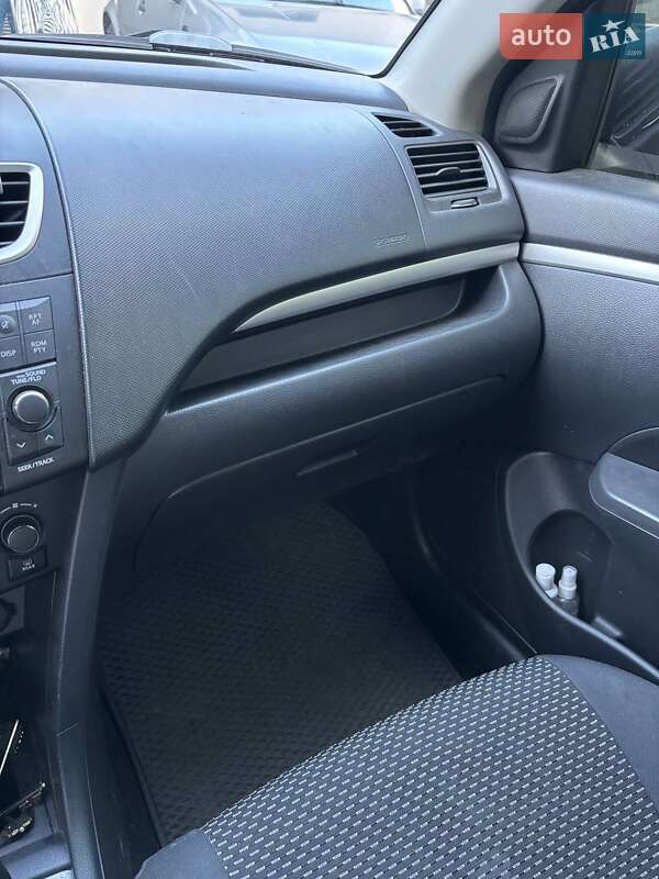 Хетчбек Suzuki Swift 2011 в Харкові