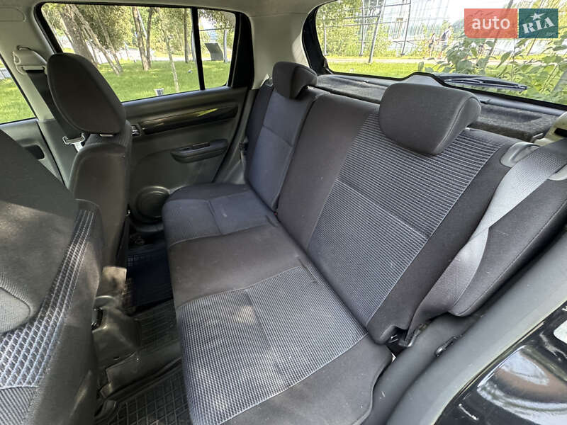 Хэтчбек Suzuki Swift 2008 в Киеве