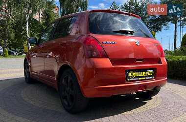 Хетчбек Suzuki Swift 2007 в 