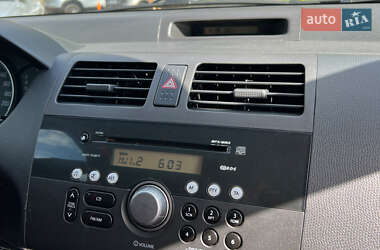 Хетчбек Suzuki Swift 2007 в 