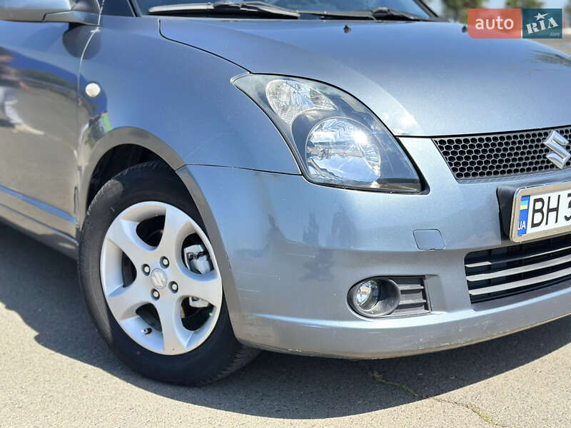 Хэтчбек Suzuki Swift 2007 в Одессе