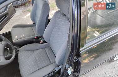 Седан Suzuki Swift 1993 в 