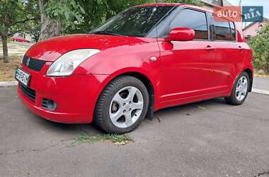 Хэтчбек Suzuki Swift 2006 в 