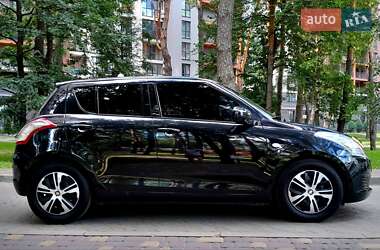 Хэтчбек Suzuki Swift 2012 в 