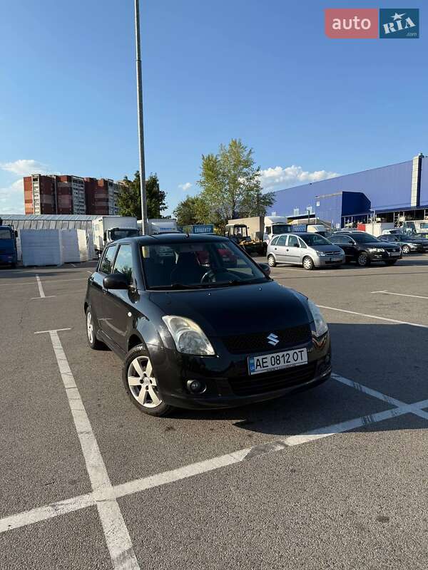 Хэтчбек Suzuki Swift 2008 в 