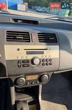 Хэтчбек Suzuki Swift 2008 в 